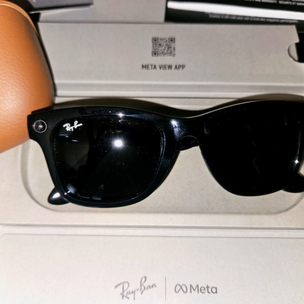 Ray-Ban Meta Wayfarer Black Sunglasses